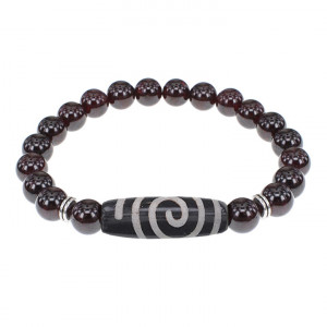 BSDS8-18-06 Браслет с Бусиной Дзи Спираль Вселенной и нат.камнем Гранат